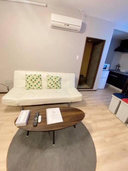月the House Located In Tsuruhashi Easy To Accces Apartemen Osaka